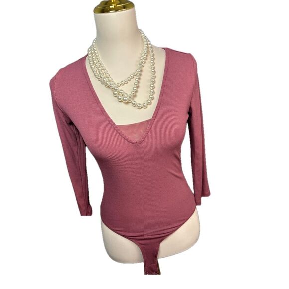 Women's Guess Bodysuit, Size S, Dusty Rose‎ - Picture 1 of 8